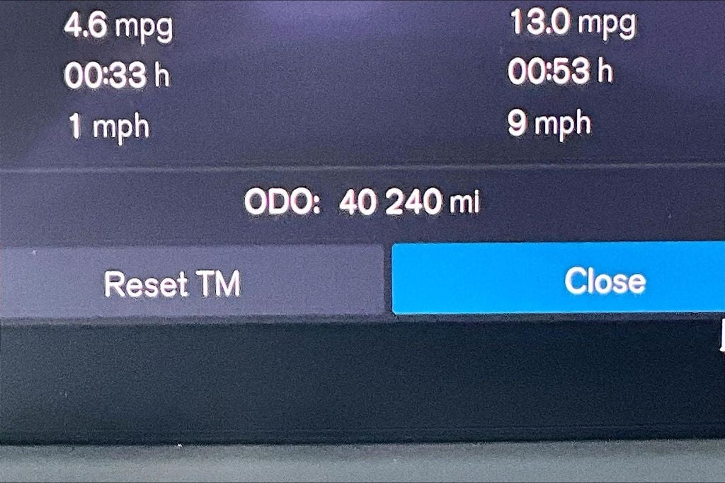 2024 Volvo XC90 B5 Plus