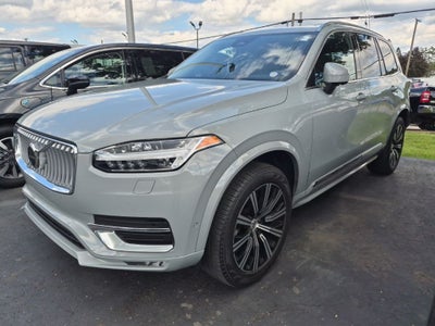 2024 Volvo XC90 B5 Plus