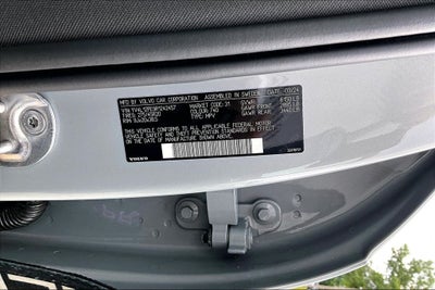 2024 Volvo XC90 B5 Plus