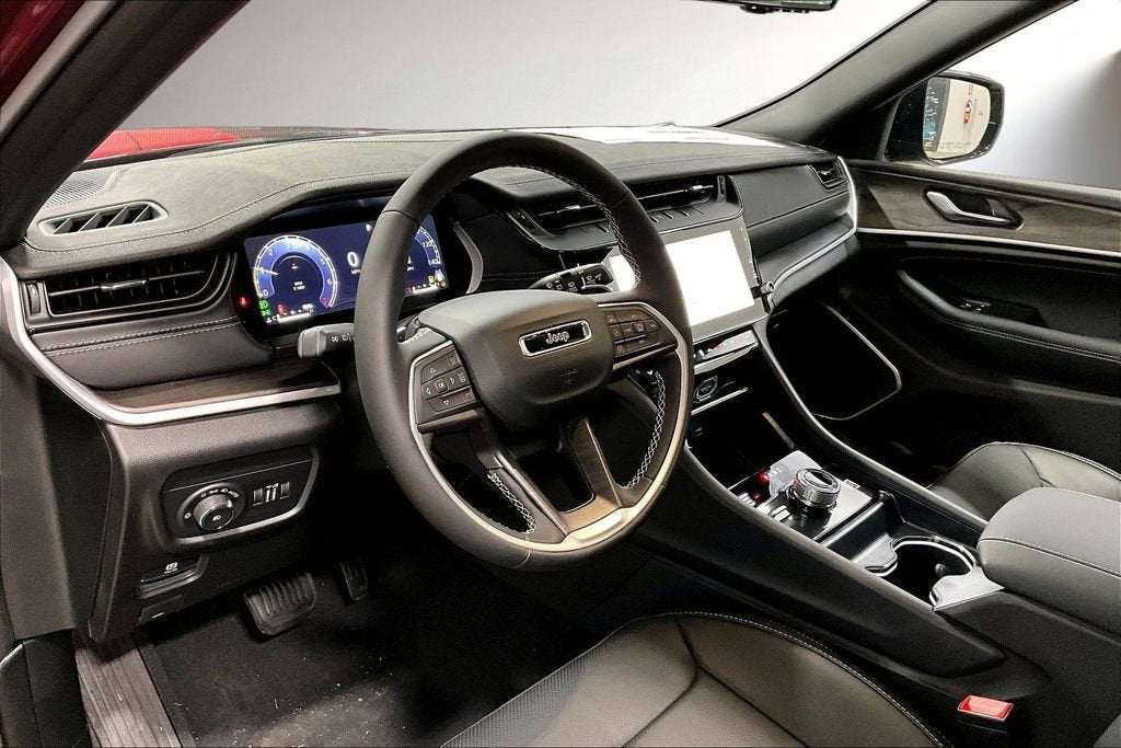 2026 Jeep Grand Cherokee Limited Reserve