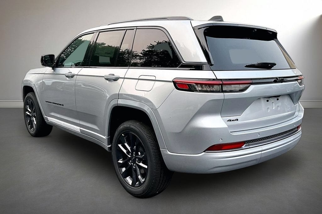 2026 Jeep Grand Cherokee Limited Reserve
