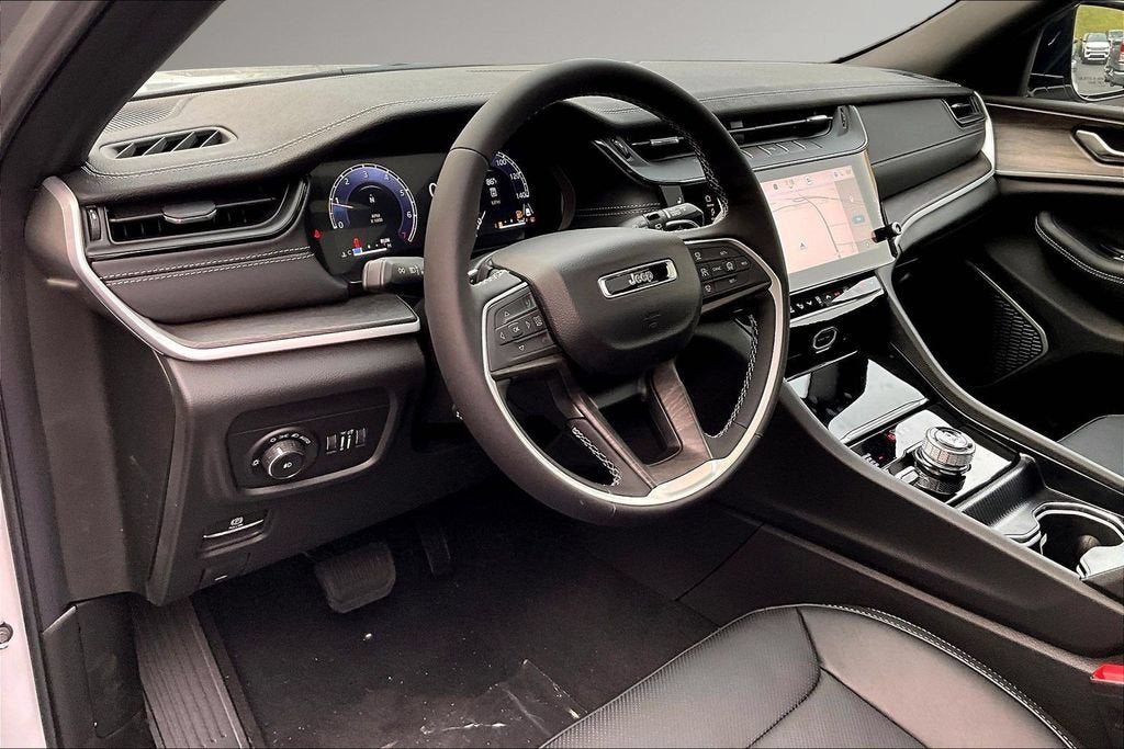 2026 Jeep Grand Cherokee Limited Reserve