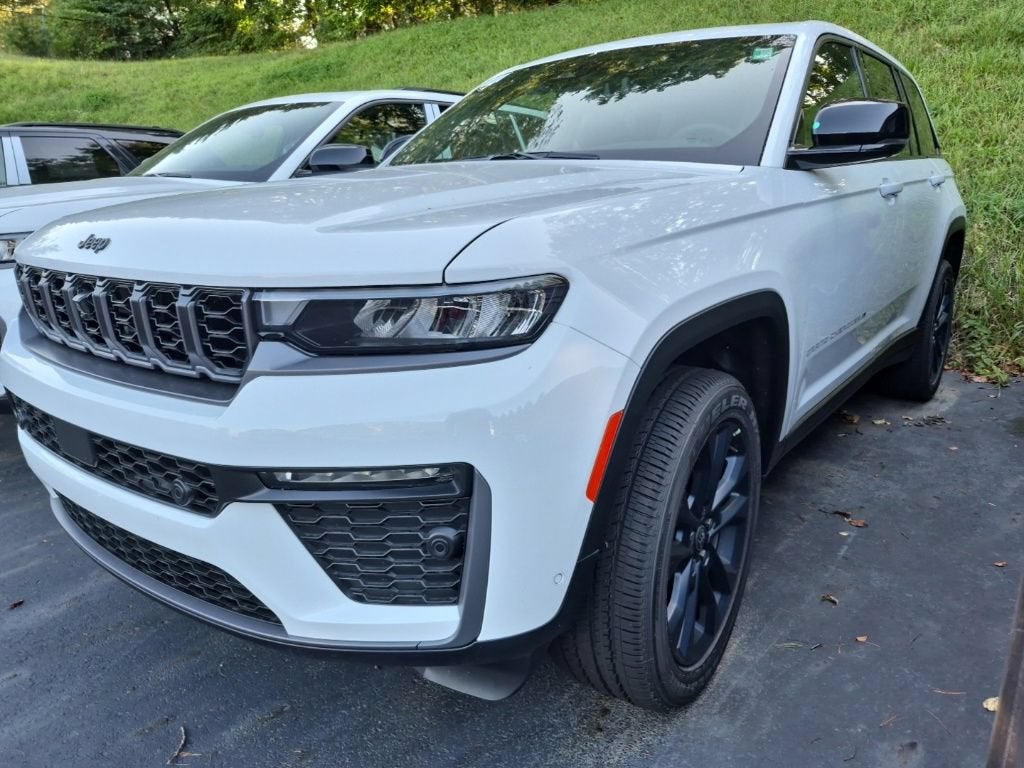 2026 Jeep Grand Cherokee 85th Anniversary Edition