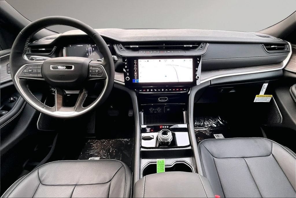 2026 Jeep Grand Cherokee Limited Reserve