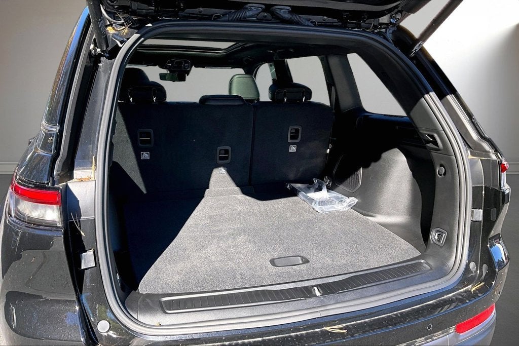 2026 Jeep Grand Cherokee 85th Anniversary Edition