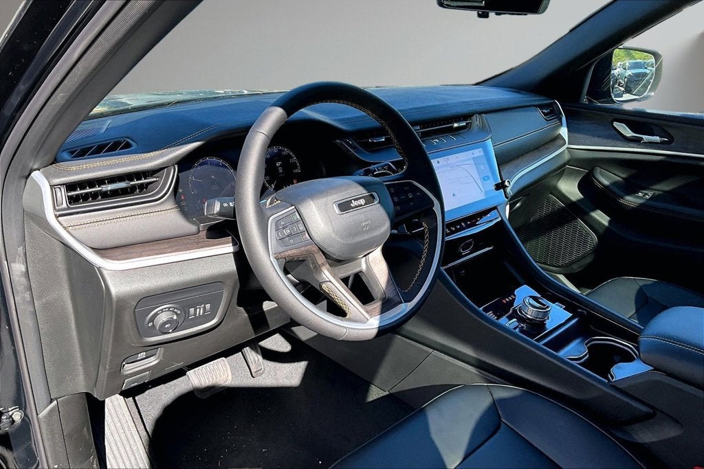 2026 Jeep Grand Cherokee 85th Anniversary Edition