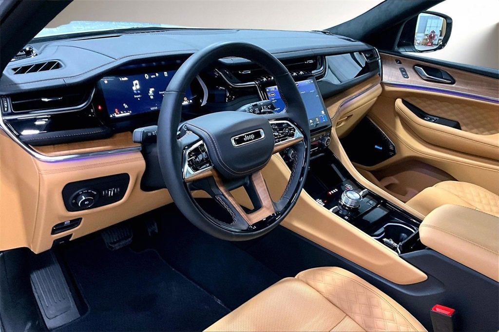 2025 Jeep Grand Cherokee Summit Reserve