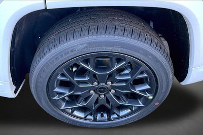 2027 Jeep Grand Cherokee Summit