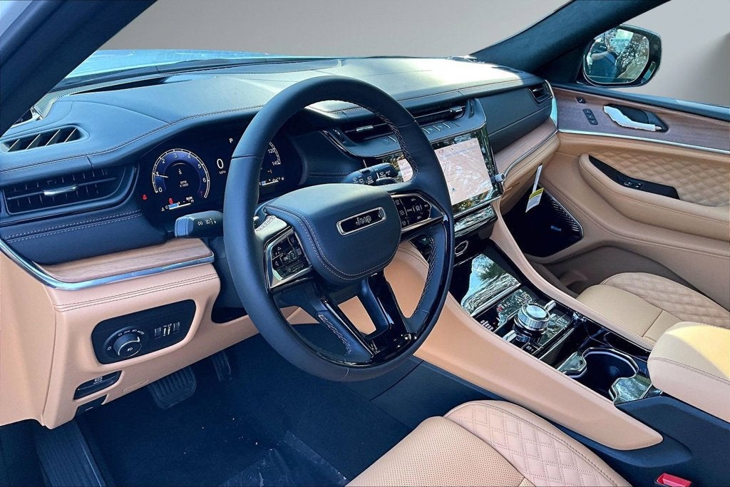 2027 Jeep Grand Cherokee Summit
