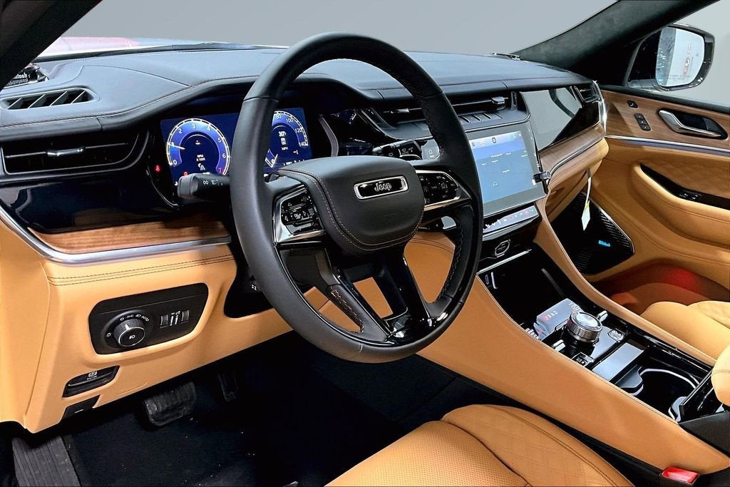 2026 Jeep Grand Cherokee Summit