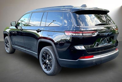 2026 Jeep Grand Cherokee L Laredo Altitude