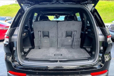 2026 Jeep Grand Cherokee L Laredo Altitude