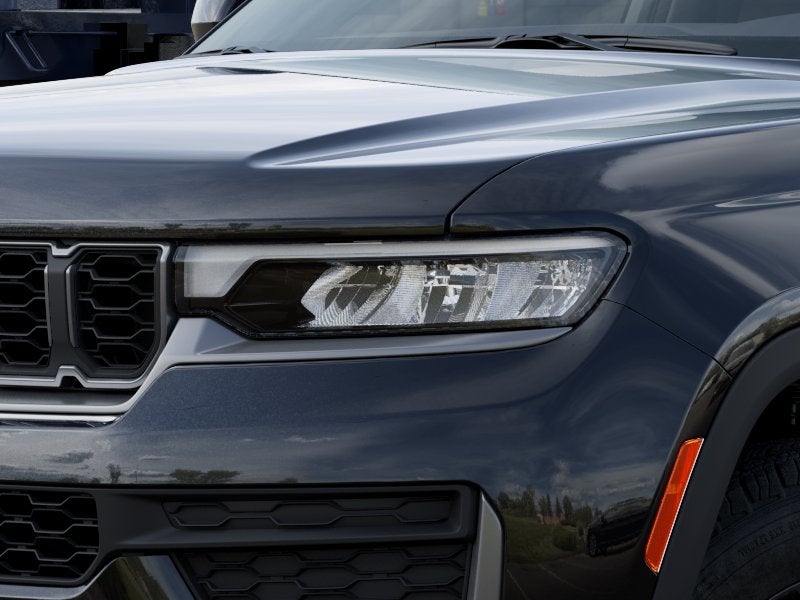 2026 Jeep Grand Cherokee L Laredo Altitude