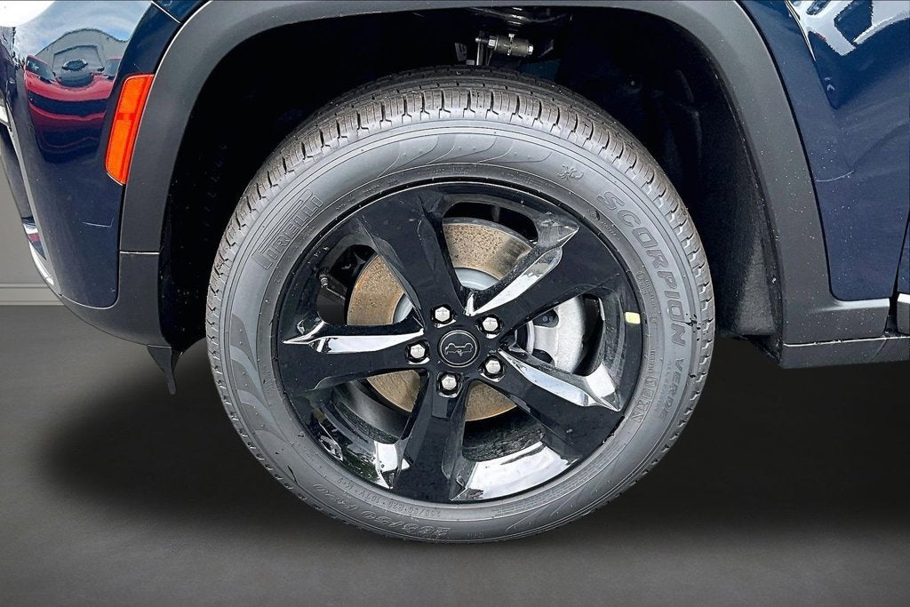 2027 Jeep Grand Cherokee L Limited