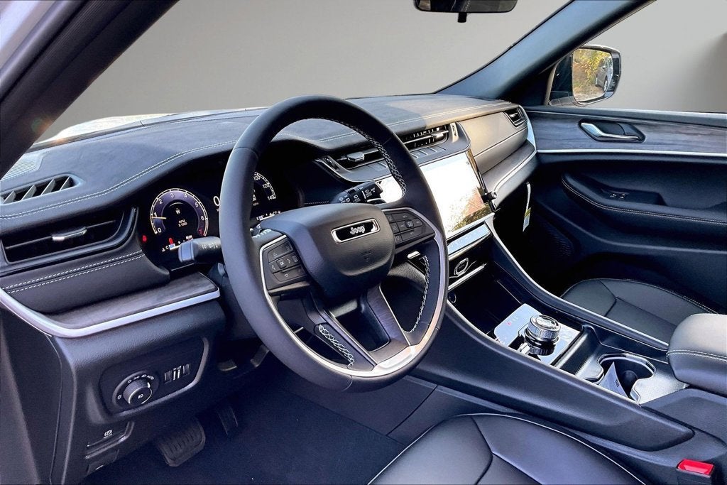 2027 Jeep Grand Cherokee L Limited
