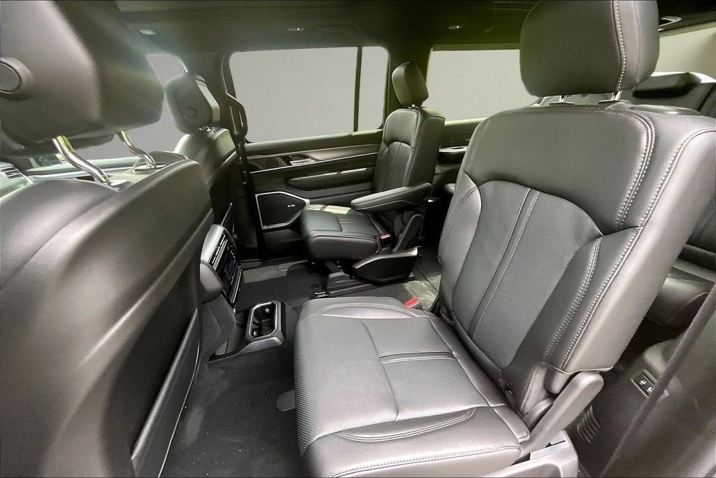 2026 Jeep Grand Wagoneer Upland