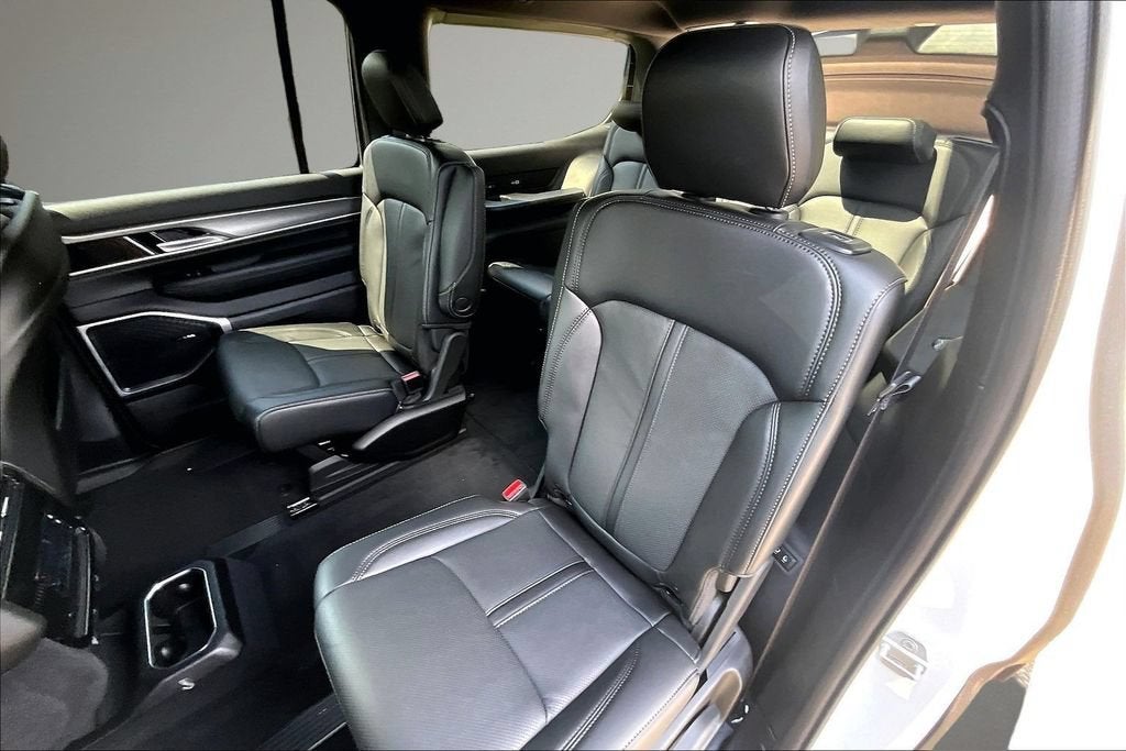 2026 Jeep Grand Wagoneer Upland