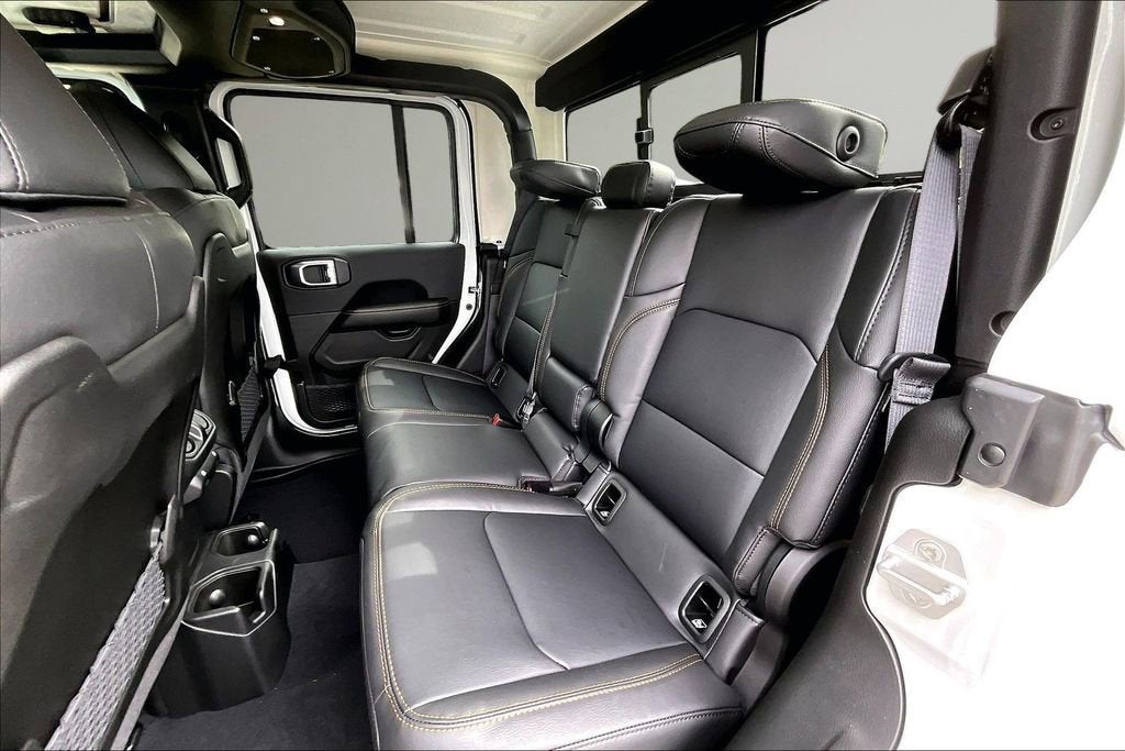2026 Jeep Gladiator Sahara