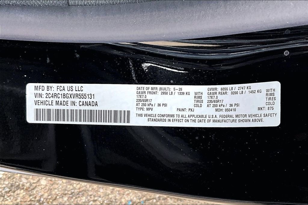 2027 Chrysler Pacifica Select