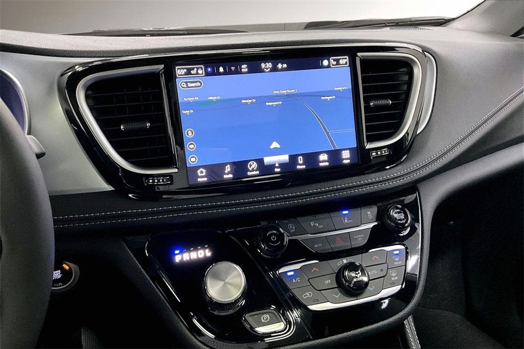 2026 Chrysler Pacifica Limited