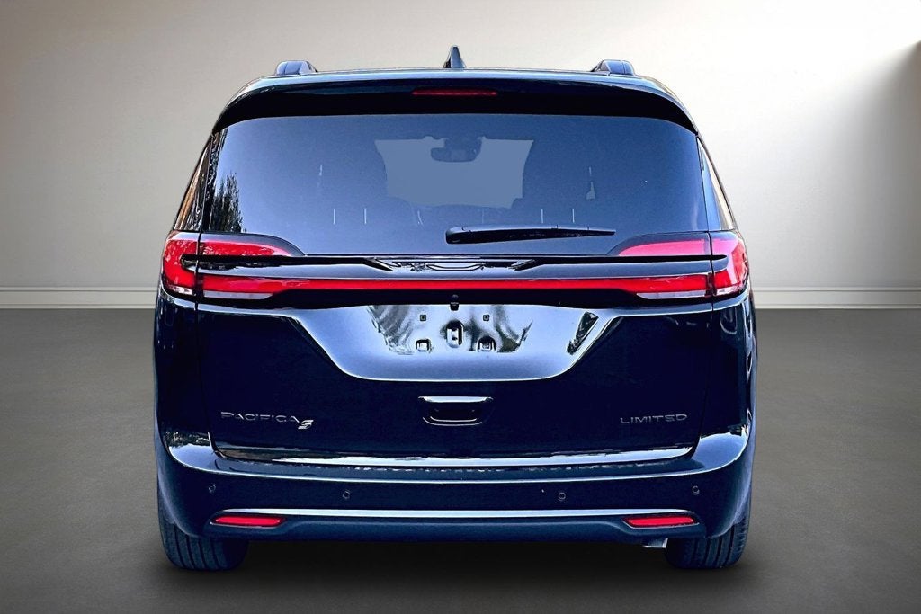 2027 Chrysler Pacifica Limited
