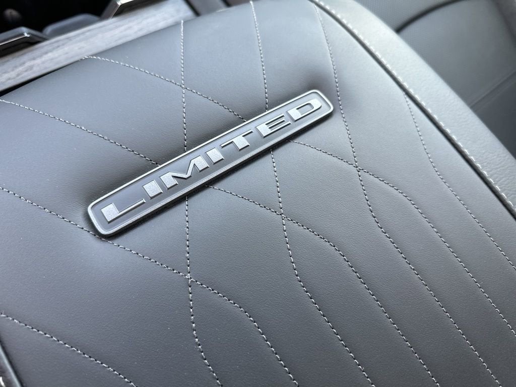 2026 RAM 3500 Limited