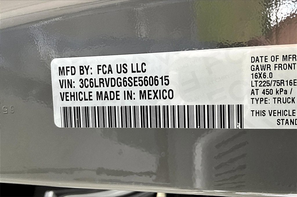 2025 RAM ProMaster Cargo Van SLT