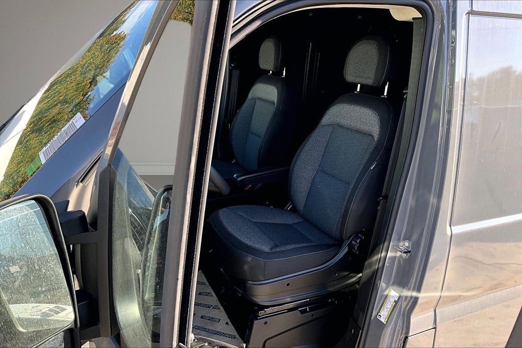 2026 RAM ProMaster Cargo Van Tradesman