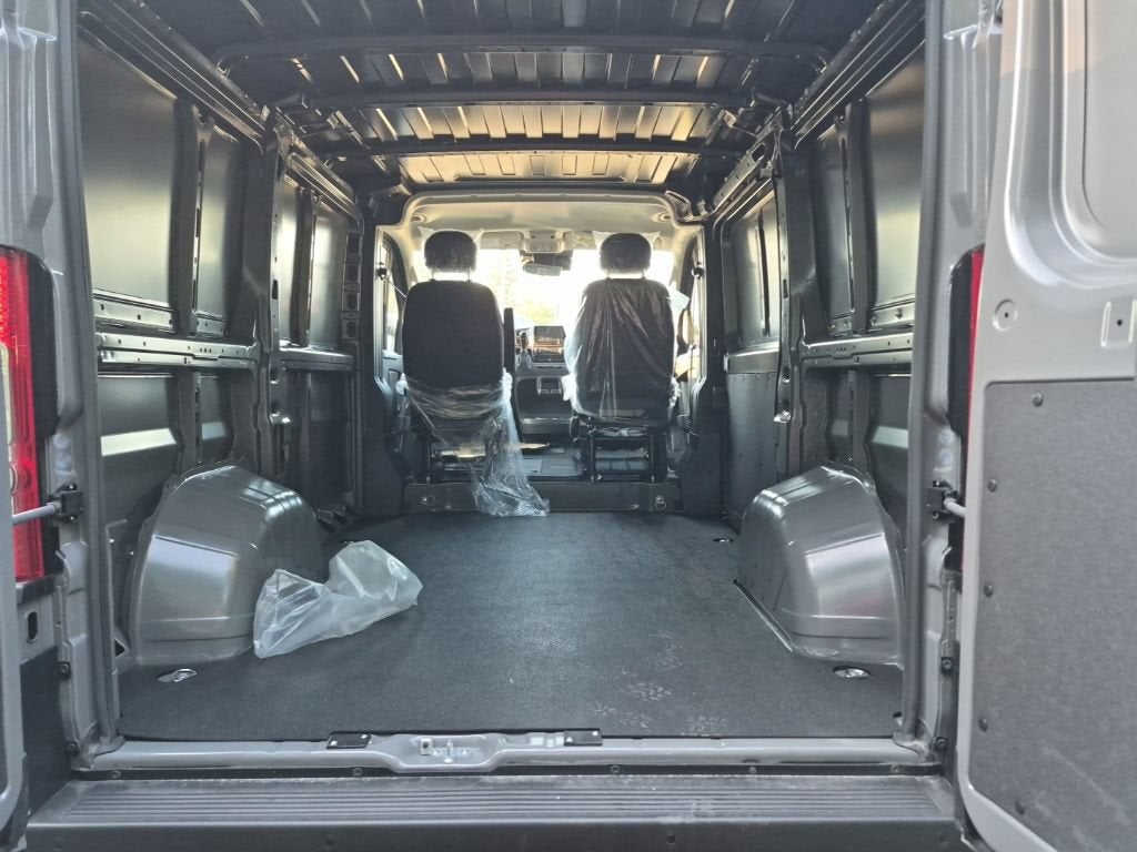 2026 RAM ProMaster Cargo Van Tradesman