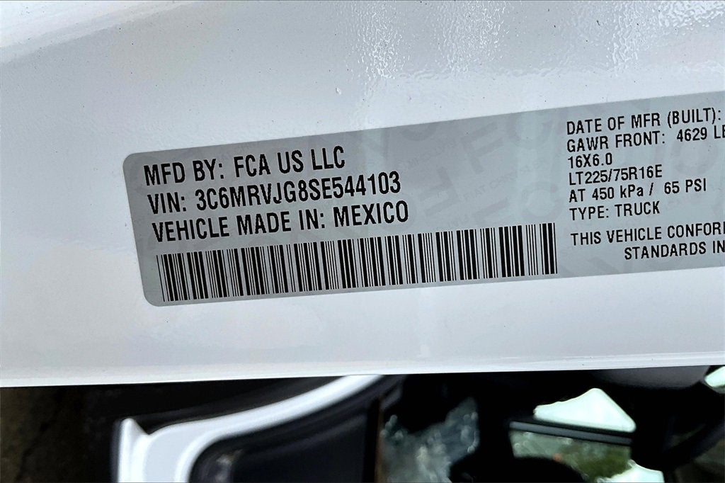 2025 RAM ProMaster Cargo Van Tradesman