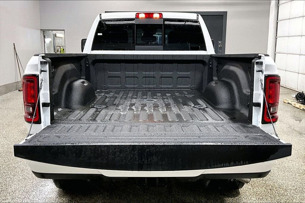 2026 RAM 2500 Black Express