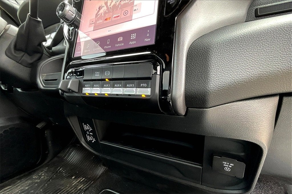 2025 RAM 5500 Chassis Cab Big Horn