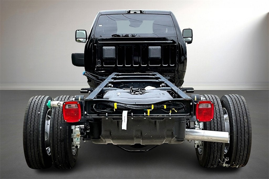 2025 RAM 5500 Chassis Cab Big Horn