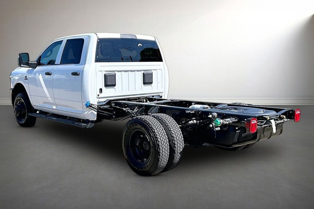 2026 RAM 3500 Chassis Cab Tradesman